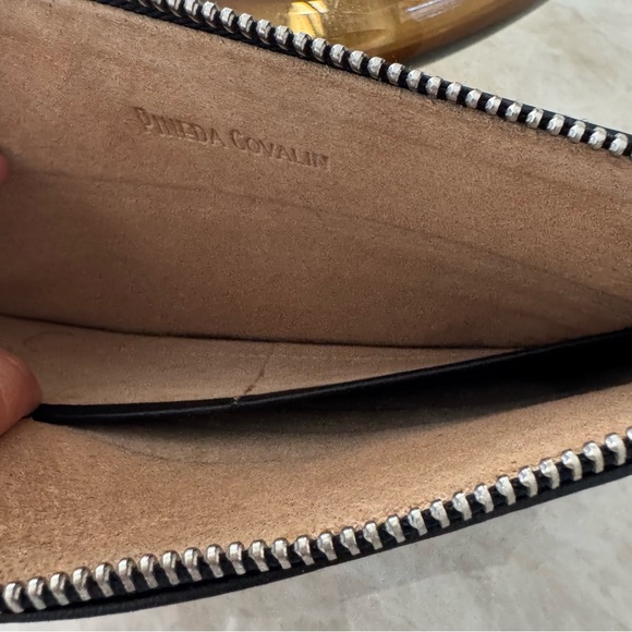 Pineda Covalin Leather Clutch Bag - Picture 8 of 14